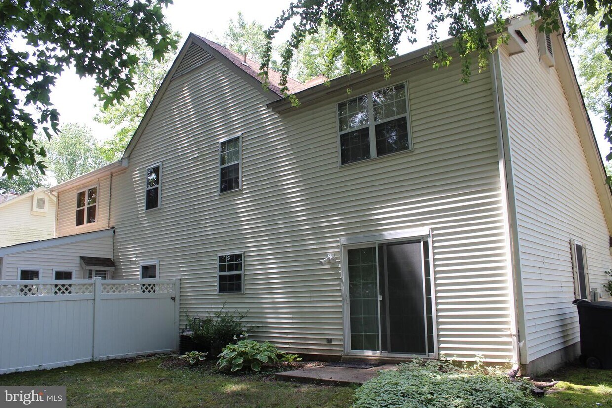 15 Stoney Dr, Dover, DE 19904 House Rental in Dover, DE