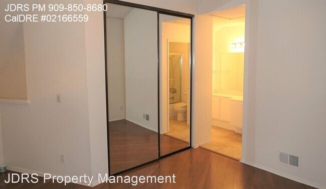 Building Photo - 1 br, 1.5 bath House - 314 S. Prospector R...