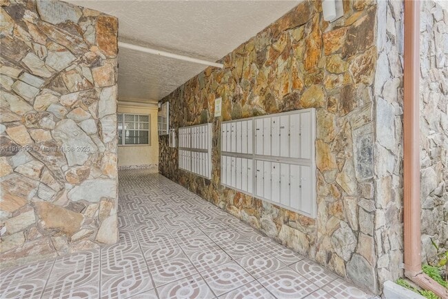 Foto del edificio - 141 SE 3rd Ave