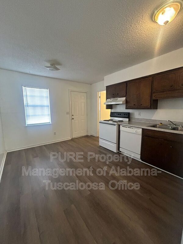 Foto del edificio - 1926 E 48th St