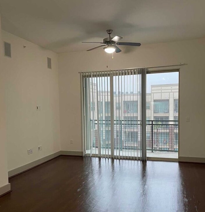 Foto principal - 120 Yale St