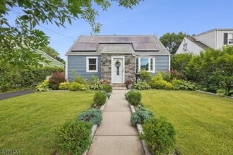 Building Photo - 51 Brookhill Ter