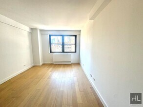 Building Photo - East 39th Street