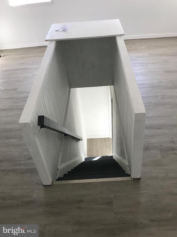 Foto del edificio - 4832 E Roosevelt Blvd