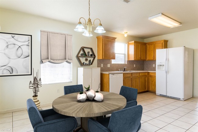 Foto del edificio - 4206 Rainlily St