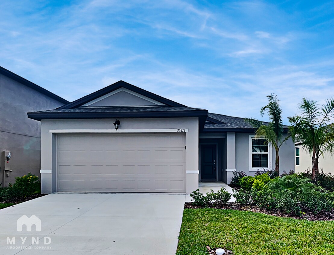 Foto principal - 36813 Yesler Dr