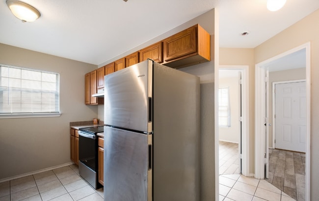 Foto del edificio - 1152 Misty Acres Dr