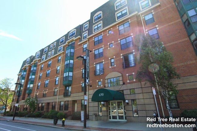 Building Photo - 650 Columbus Ave