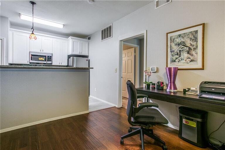 Foto principal - 2524 Preston Rd