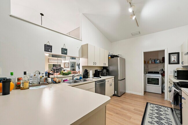 Foto del edificio - 202 Wedgewood Cir