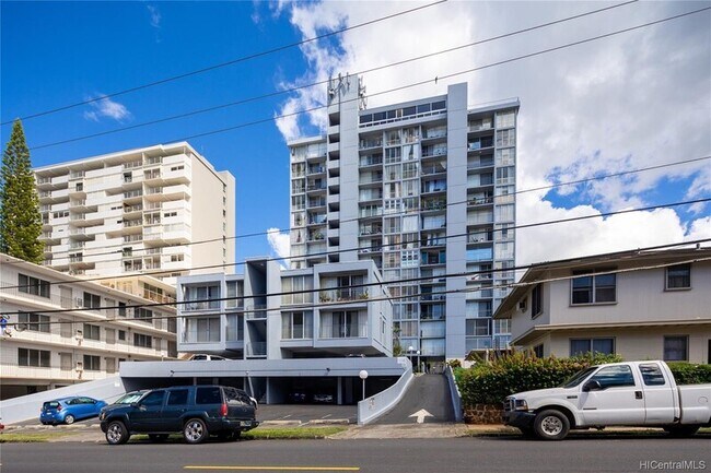 Building Photo - 1456 Thurston Ave