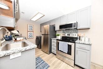 Building Photo - Preston Apartment Homes