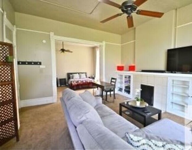 Building Photo - Cozy Salt lake City Apartment