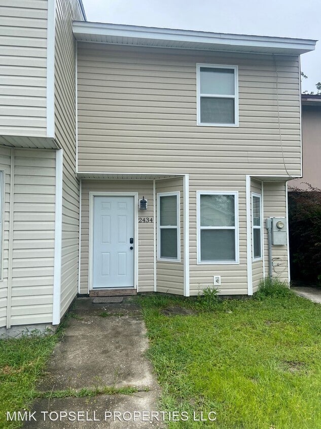 2 br, 1.5 bath House 2434 Johnson Dr House Rental in Lynn Haven, FL