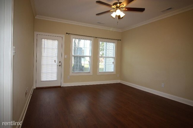 Building Photo - 11313 Frenchrone Dr