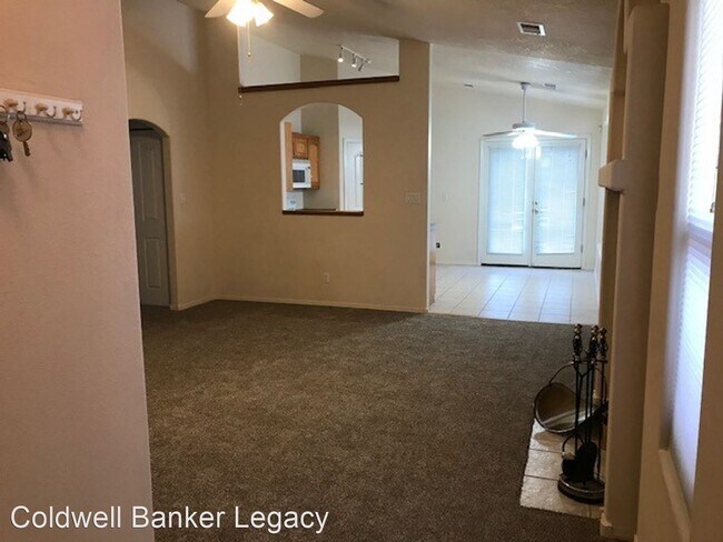 Foto del edificio - 3 br, 2 bath House - 10728 Monterey Bay Ct NW