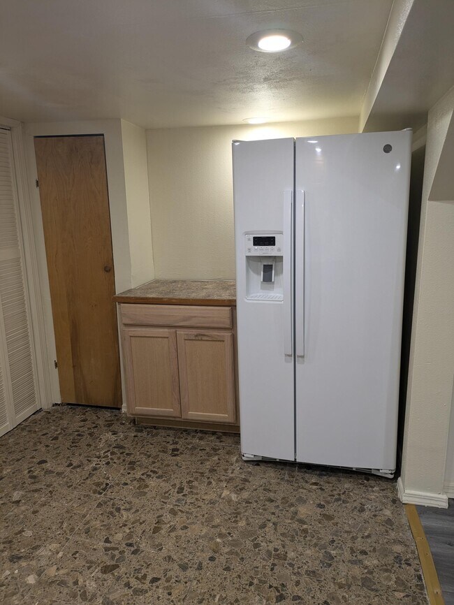 Foto del edificio - 1547 Sturgus Ave S