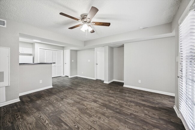 Building Photo - 1710 W T C Jester Blvd