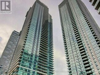 Building Photo - 18-618 Harbour St