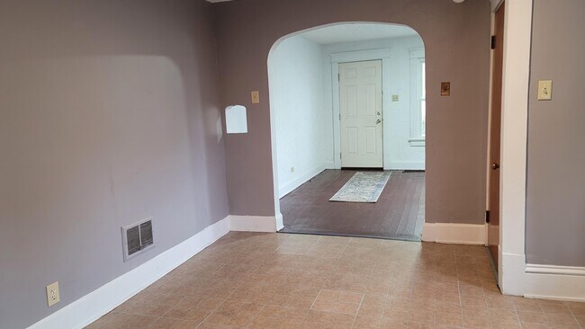 Building Photo - 185 Williams Pl