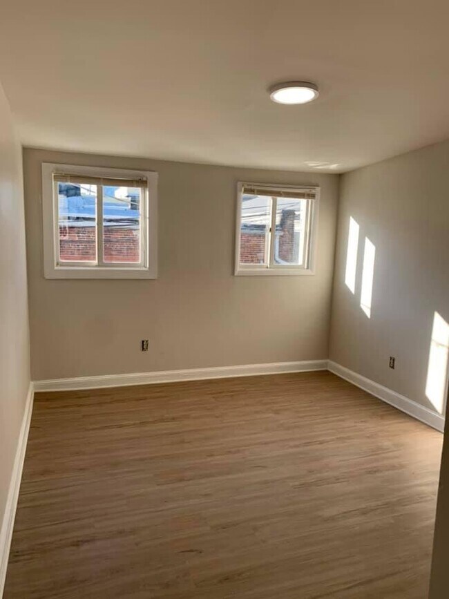 Foto del edificio - 234 N Port St