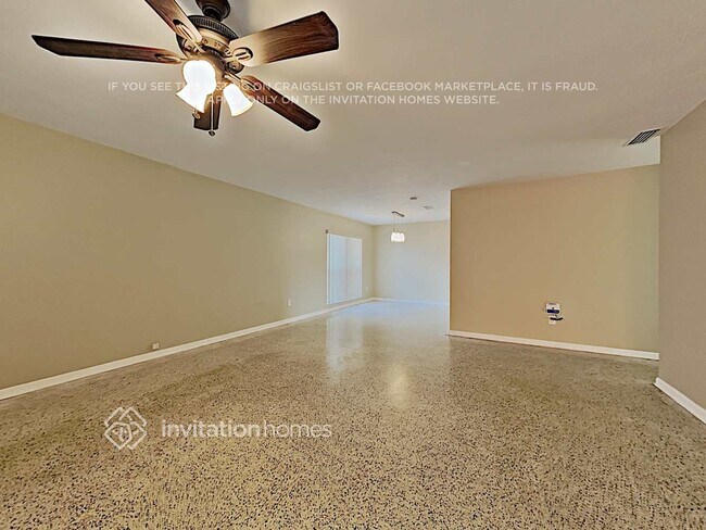 Foto del edificio - 2620 SW 121st Ave