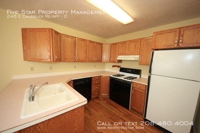 Foto del edificio - 246 E Chubbuck Rd