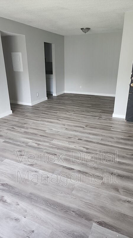 Foto del edificio - 4451 Narrow Lane Rd