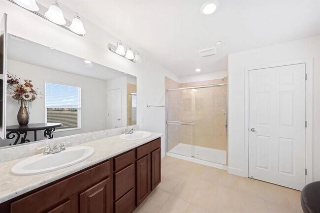 Foto del edificio - Available Now! Beautiful 2-story home in the Hamptons in Natomas, 3+2, Office & huge loft