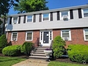 Building Photo - 383 Central St