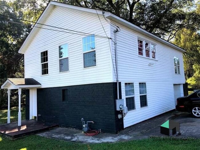 Building Photo - 2615 Billmark Ave.