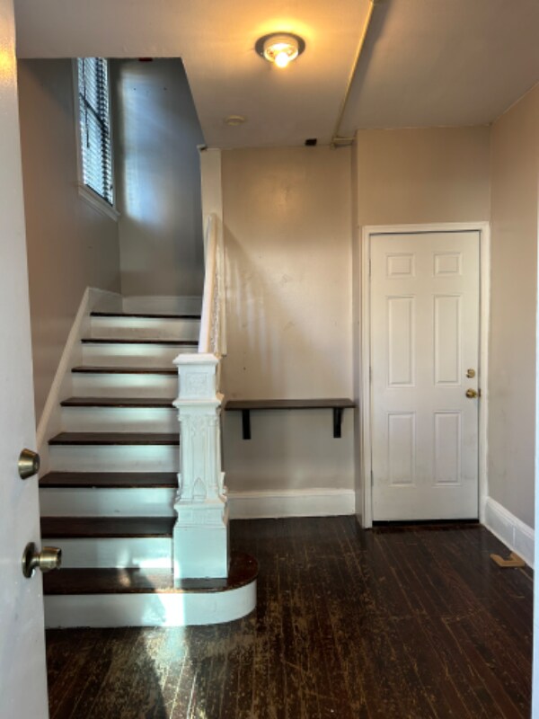 Foto del edificio - 2130 N Hudson St