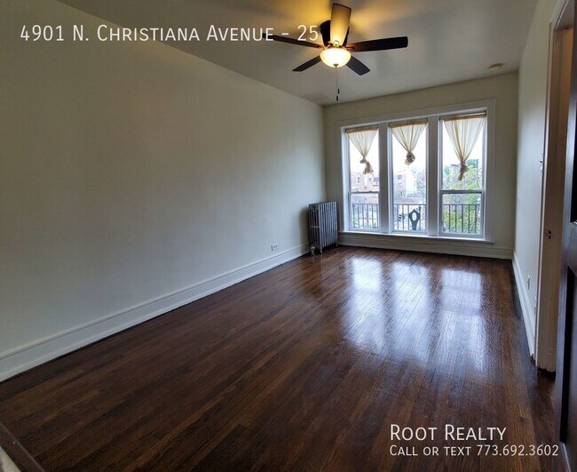 Foto del edificio - East Albany Park - Updated Top-Floor Studi...