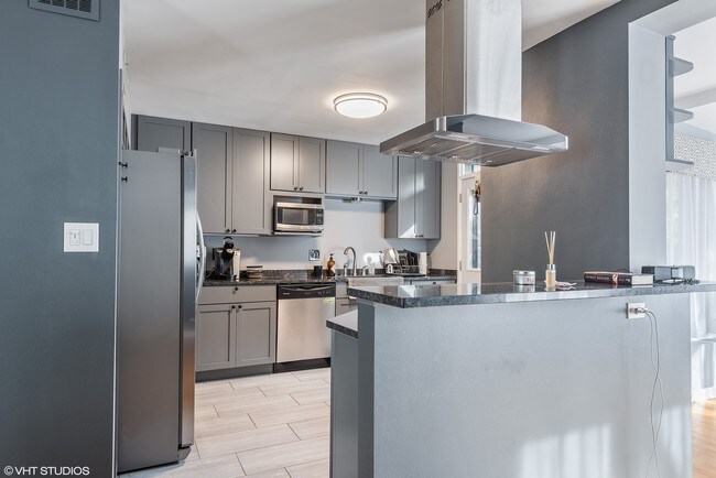 Foto del edificio - 9433 Lincolnwood Dr
