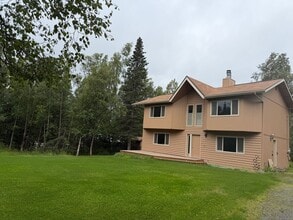 Building Photo - 4401 Riverton Ave