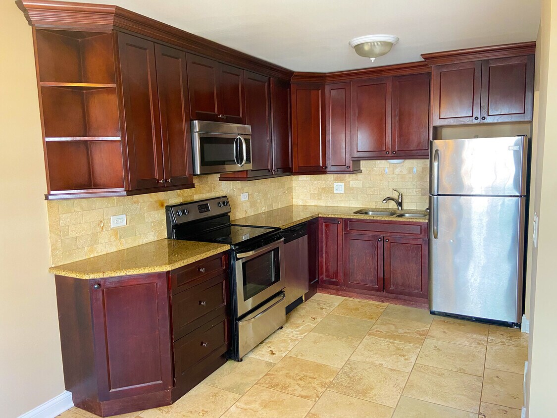 Primary Photo - 9435 86th Ct