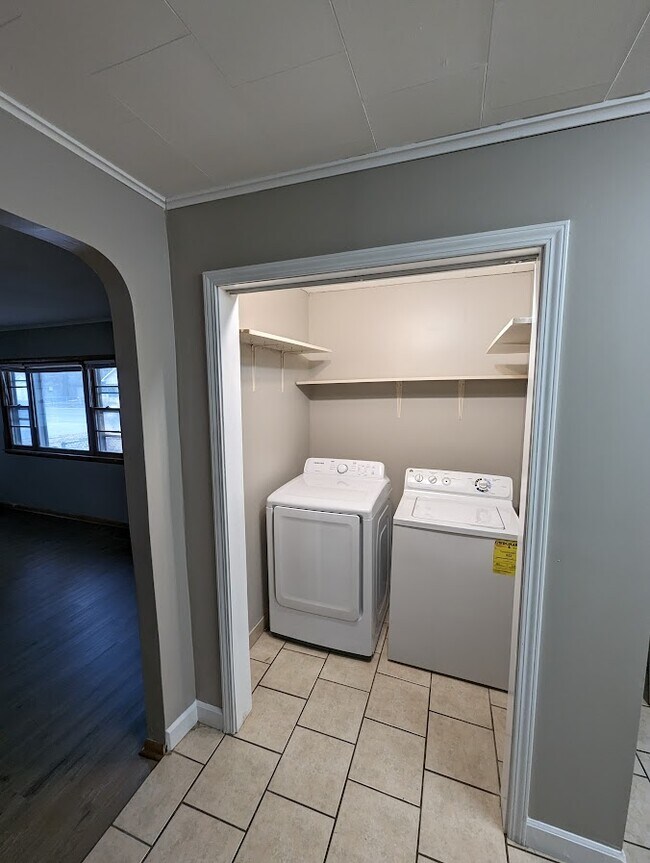 Foto del edificio - 403 E 21st St