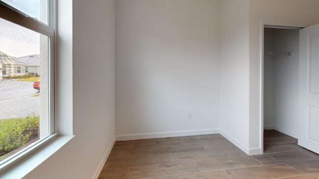 Foto del edificio - 7955 Lakes Edge Ln