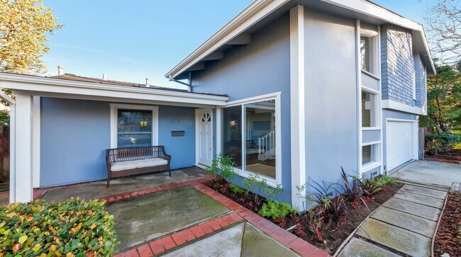 Building Photo - 1616 Magnolia Ave