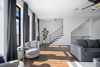 Building Photo - 516 Secretariat Dr