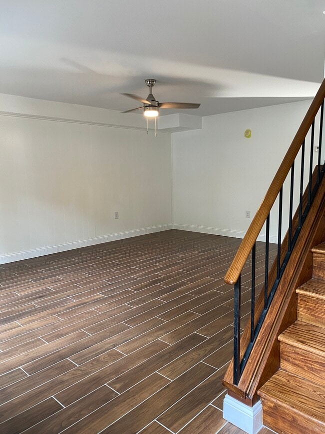 Foto del edificio - 6 Dogwood Ct