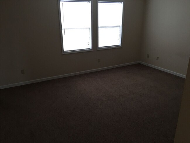 Foto del edificio - Mill Creek Duplex 2