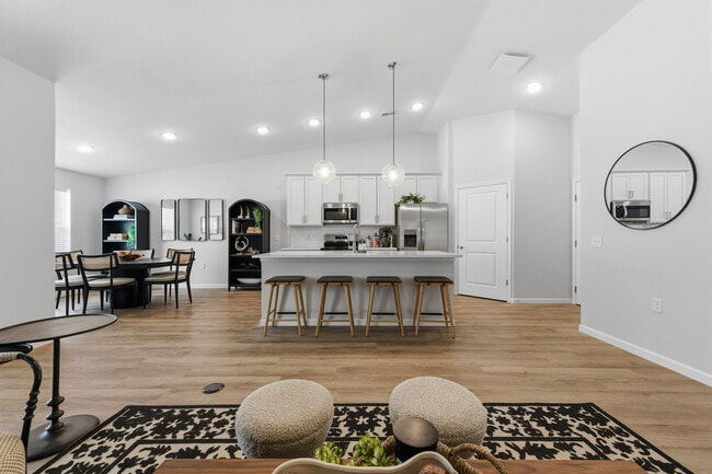 Building Photo - The Villas at Wyles Farms