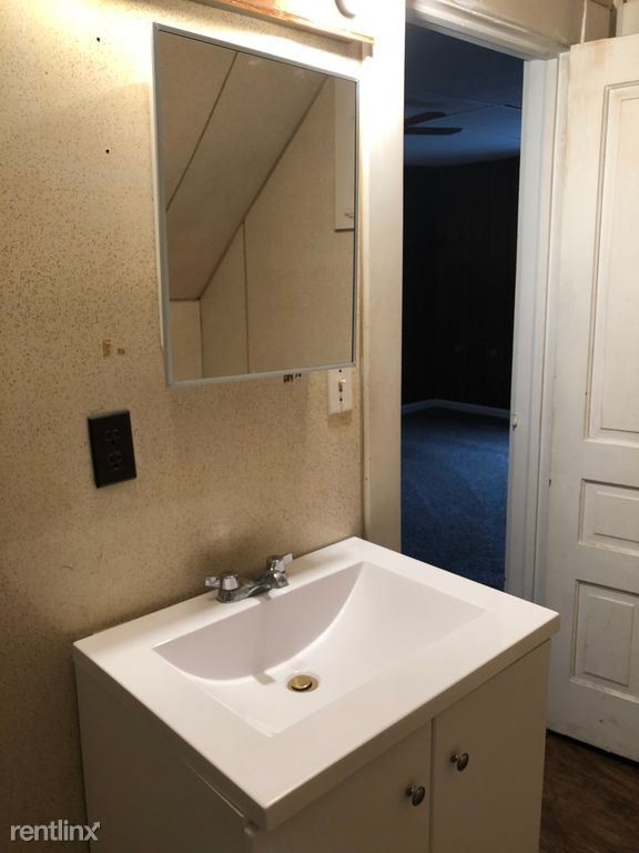 Foto del edificio - 3 br, 2 bath Cooperative - 148 Dexter St,