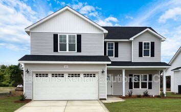 Building Photo - 163 Bourbon St