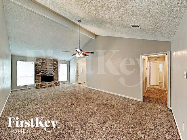 Foto del edificio - 11319 Snow Bay Dr