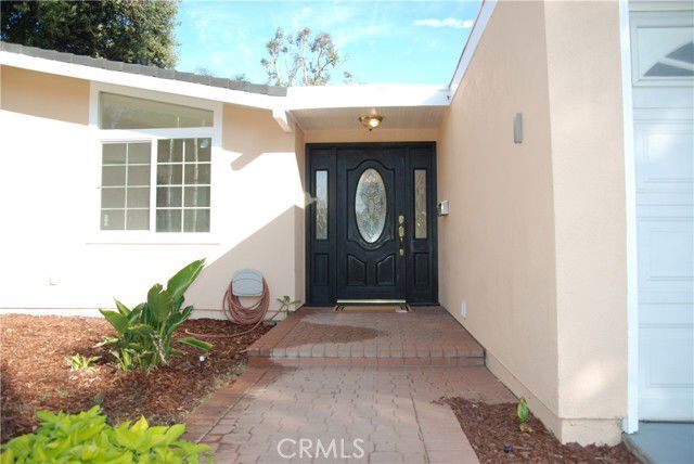 Foto del edificio - 6744 Cozycroft Ave