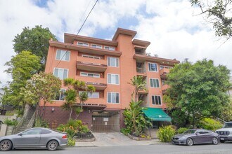 Building Photo - 94 Bayo Vista Ave