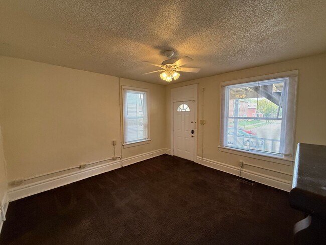 Foto del edificio - 113 Chittenden Ave