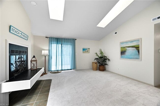 Building Photo - 2416 Loran Ct